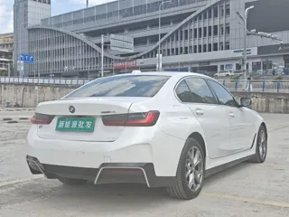 BMW i3 2023 купить из Китая, цена 4 405 000 ₽ — Suifenhe Auto