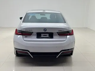 BMW i3 2023 купить из Китая, цена 4 437 000 ₽ — Suifenhe Auto