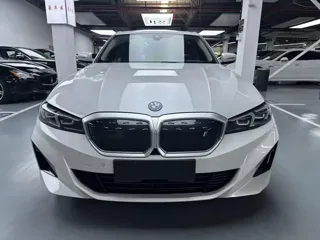 BMW i3 2023 купить из Китая, цена 4 223 000 ₽ — Suifenhe Auto