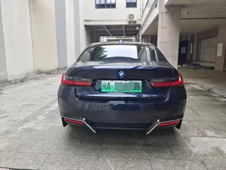 BMW i3 2023 купить из Китая, цена 5 097 000 ₽ — Suifenhe Auto