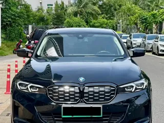 BMW i3 2022 купить из Китая, цена 4 492 000 ₽ — Suifenhe Auto