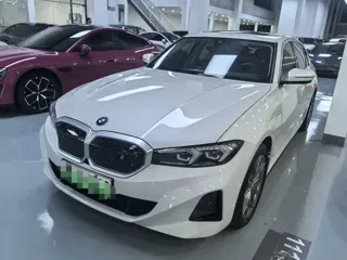 BMW i3 2024 купить из Китая, цена 3 769 000 ₽ — Suifenhe Auto