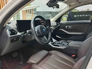 BMW i3 2022 купить из Китая, цена 4 532 000 ₽ — Suifenhe Auto