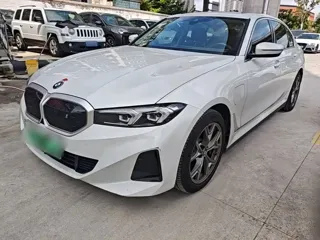 BMW i3 2023 купить из Китая, цена 4 703 000 ₽ — Suifenhe Auto