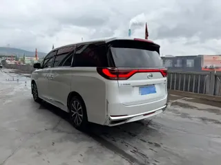 GAC Trumpchi M8 2024 купить из Китая, цена 4 121 000 ₽ — Suifenhe Auto