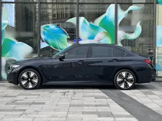 BMW i3 2024 купить из Китая, цена 5 327 000 ₽ — Suifenhe Auto