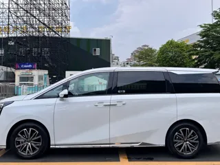GAC Trumpchi M8 2025 купить из Китая, цена 4 766 000 ₽ — Suifenhe Auto