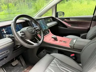 GAC Trumpchi M8 2024 купить из Китая, цена 4 605 000 ₽ — Suifenhe Auto
