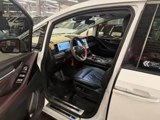 GAC Trumpchi M8 2024 купить из Китая, цена 4 384 000 ₽ — Suifenhe Auto