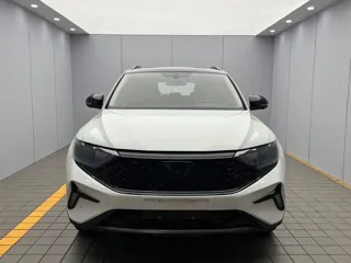 Jetta VS7 2023 купить из Китая, цена 1 675 000 ₽ — Suifenhe Auto