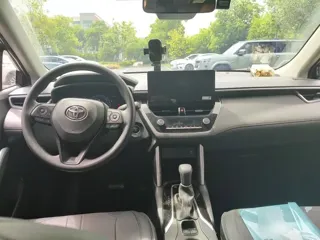 Toyota Corolla Cross 2025 купить из Китая, цена 3 190 000 ₽ — Suifenhe Auto
