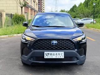 Toyota Corolla Cross 2024 купить из Китая, цена 3 045 000 ₽ — Suifenhe Auto