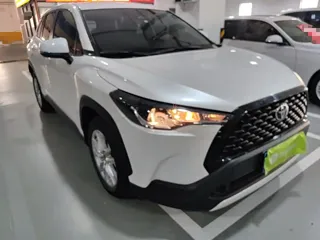 Toyota Corolla Cross 2024 купить из Китая, цена 2 864 000 ₽ — Suifenhe Auto