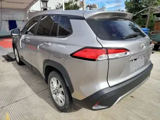 Toyota Corolla Cross 2024 купить из Китая, цена 2 856 000 ₽ — Suifenhe Auto