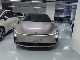 Changan Qiyuan A07 2024 купить из Китая, цена 3 336 000 ₽ — Suifenhe Auto