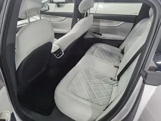 Changan Qiyuan A07 2024 купить из Китая, цена 3 336 000 ₽ — Suifenhe Auto