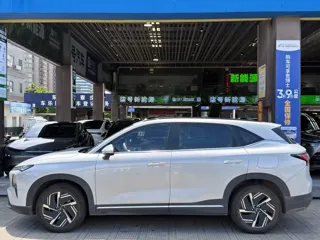 Wuling S 2024 купить из Китая, цена 2 814 000 ₽ — Suifenhe Auto