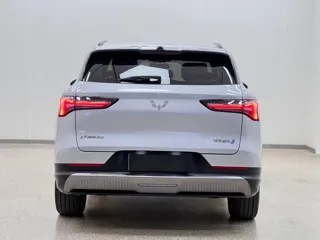 Wuling S 2024 купить из Китая, цена 2 818 000 ₽ — Suifenhe Auto