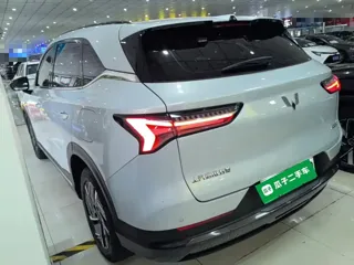 Wuling S 2024 купить из Китая, цена 2 718 000 ₽ — Suifenhe Auto