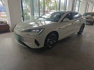 BYD 07 DM-i 2024 купить из Китая, цена 3 289 000 ₽ — Suifenhe Auto