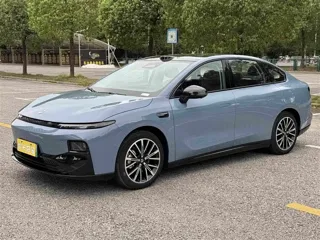 Leapmotor B01 2025 купить из Китая, цена 2 990 000 ₽ — Suifenhe Auto