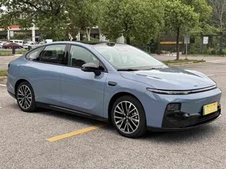 Leapmotor B01 2025 купить из Китая, цена 2 990 000 ₽ — Suifenhe Auto