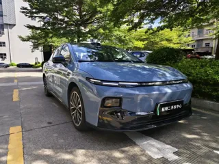 Leapmotor B01 2025 купить из Китая, цена 2 950 000 ₽ — Suifenhe Auto