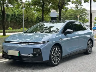 Leapmotor B01 2025 купить из Китая, цена 3 023 000 ₽ — Suifenhe Auto