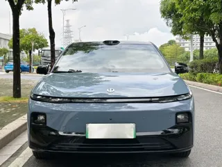 Leapmotor B01 2025 купить из Китая, цена 3 023 000 ₽ — Suifenhe Auto