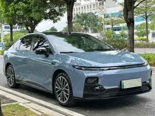 Leapmotor B01 2025 купить из Китая, цена 3 023 000 ₽ — Suifenhe Auto