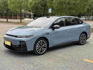Leapmotor B01 2025 купить из Китая, цена 2 990 000 ₽ — Suifenhe Auto