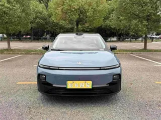 Leapmotor B01 2025 купить из Китая, цена 2 990 000 ₽ — Suifenhe Auto