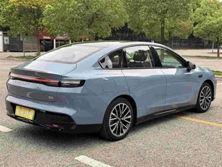 Leapmotor B01 2025 купить из Китая, цена 2 990 000 ₽ — Suifenhe Auto