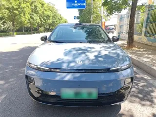 Leapmotor B01 2025 купить из Китая, цена 3 012 000 ₽ — Suifenhe Auto