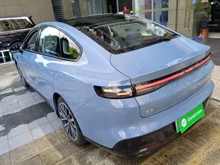 Leapmotor B01 2025 купить из Китая, цена 3 048 000 ₽ — Suifenhe Auto