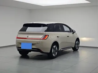 Baojun Cloud 2023 купить из Китая, цена 1 347 000 ₽ — Suifenhe Auto