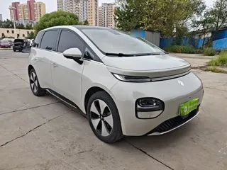 Baojun Cloud 2024 купить из Китая, цена 1 556 000 ₽ — Suifenhe Auto