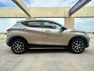 Soueast DX3 2019 купить из Китая, цена 1 049 000 ₽ — Suifenhe Auto