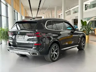 BMW X5 2025 купить из Китая, цена 10 163 000 ₽ — Suifenhe Auto