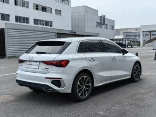 Audi A3 2022 купить из Китая, цена 1 446 000 ₽ — Suifenhe Auto