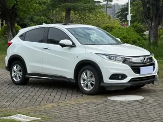 Honda Vezel 2019 купить из Китая, цена 1 409 000 ₽ — Suifenhe Auto