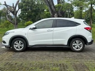 Honda Vezel 2019 купить из Китая, цена 1 409 000 ₽ — Suifenhe Auto