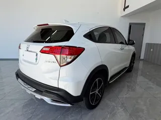 Honda Vezel 2022 купить из Китая, цена 1 705 000 ₽ — Suifenhe Auto