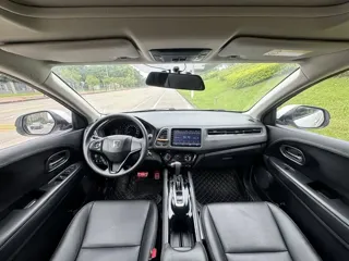 Honda Vezel 2020 купить из Китая, цена 1 526 000 ₽ — Suifenhe Auto