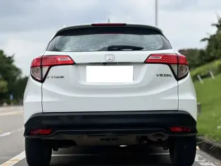 Honda Vezel 2020 купить из Китая, цена 1 526 000 ₽ — Suifenhe Auto