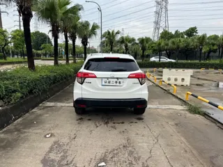 Honda Vezel 2021 купить из Китая, цена 1 396 000 ₽ — Suifenhe Auto