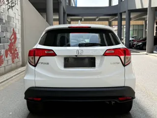 Honda Vezel 2020 купить из Китая, цена 1 669 000 ₽ — Suifenhe Auto