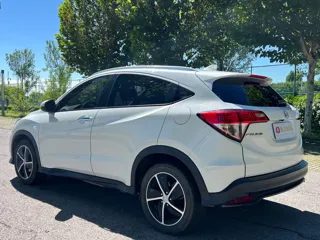 Honda Vezel 2022 купить из Китая, цена 1 702 000 ₽ — Suifenhe Auto