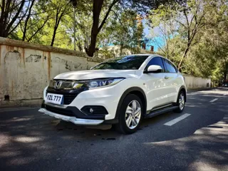 Honda Vezel 2021 купить из Китая, цена 1 516 000 ₽ — Suifenhe Auto
