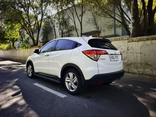 Honda Vezel 2021 купить из Китая, цена 1 516 000 ₽ — Suifenhe Auto